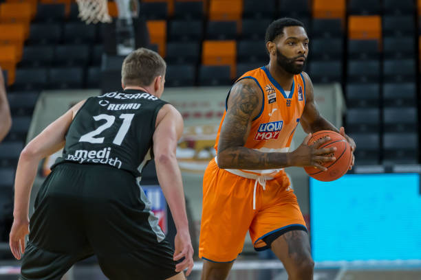 了完美的协 了完美的协