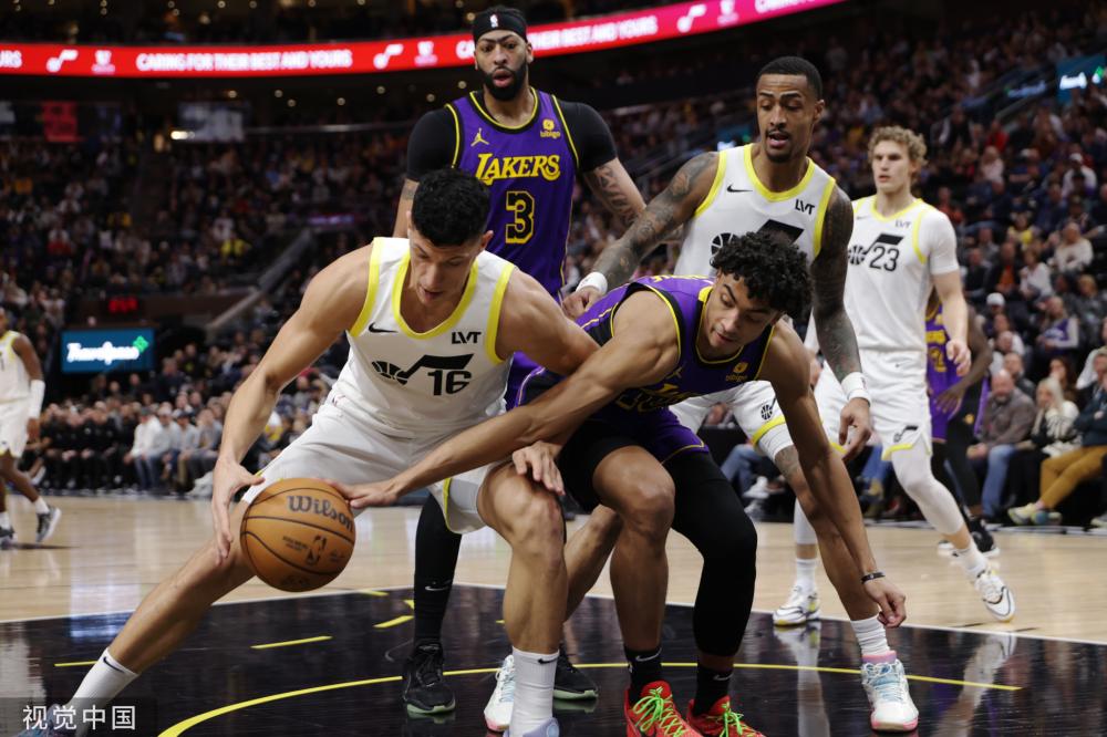 球馆里的空 球馆里的空